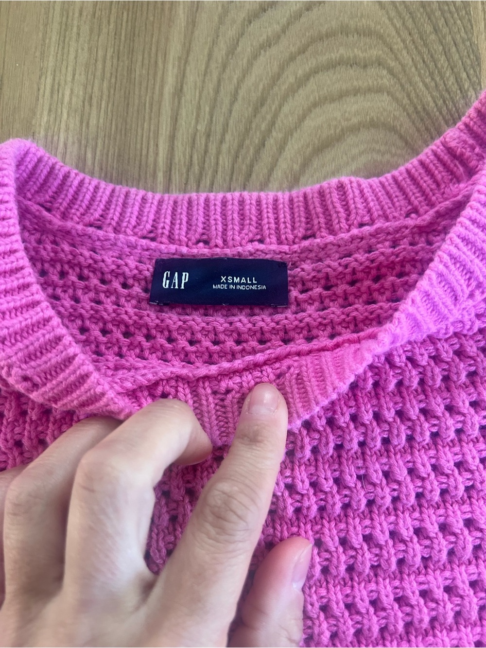GAP Hot Pink Crochet-Knit Short Sleeve Top - Picture 3 of 5